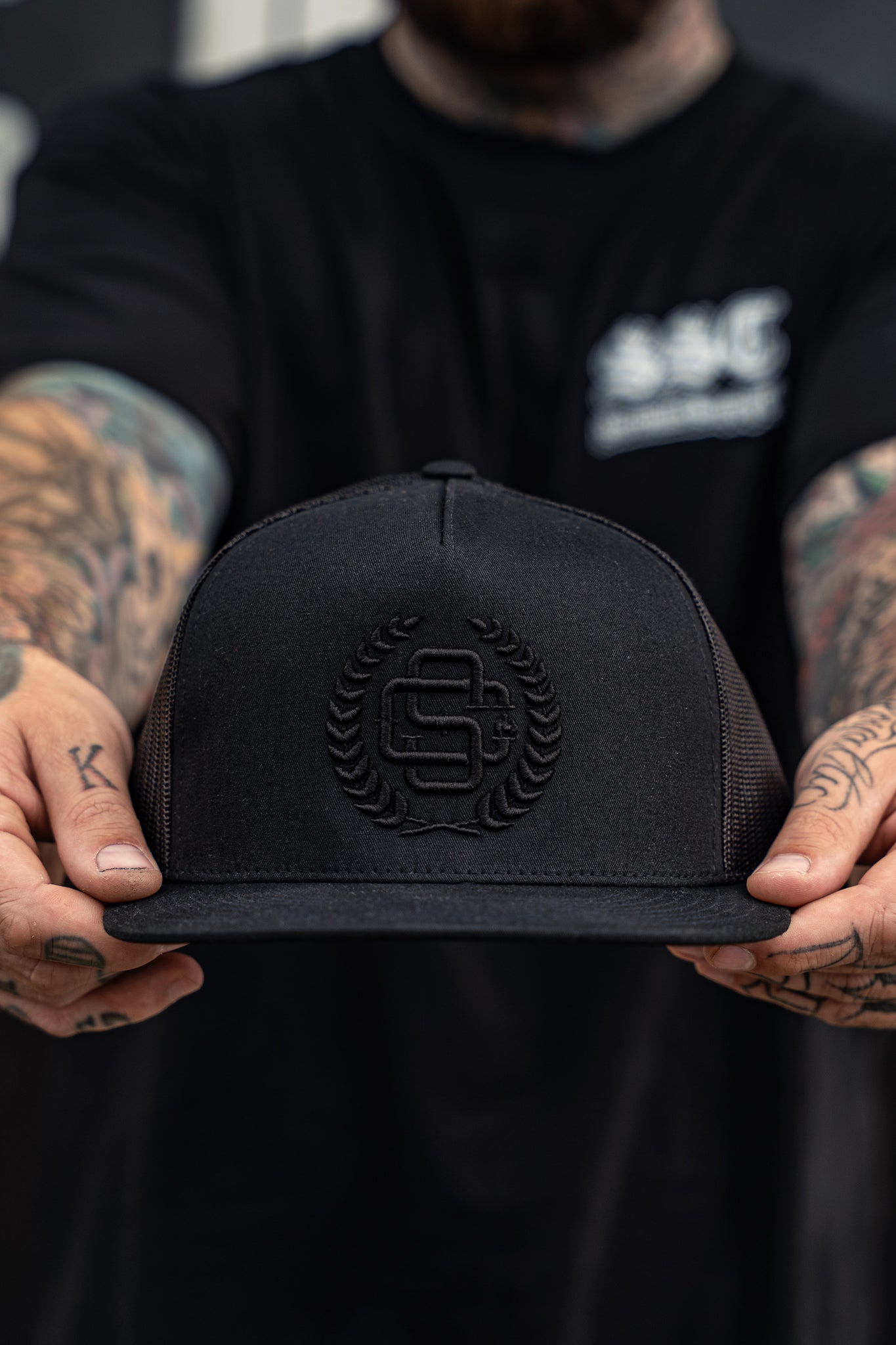 Supply Trucker Black on Black - Caps 3D