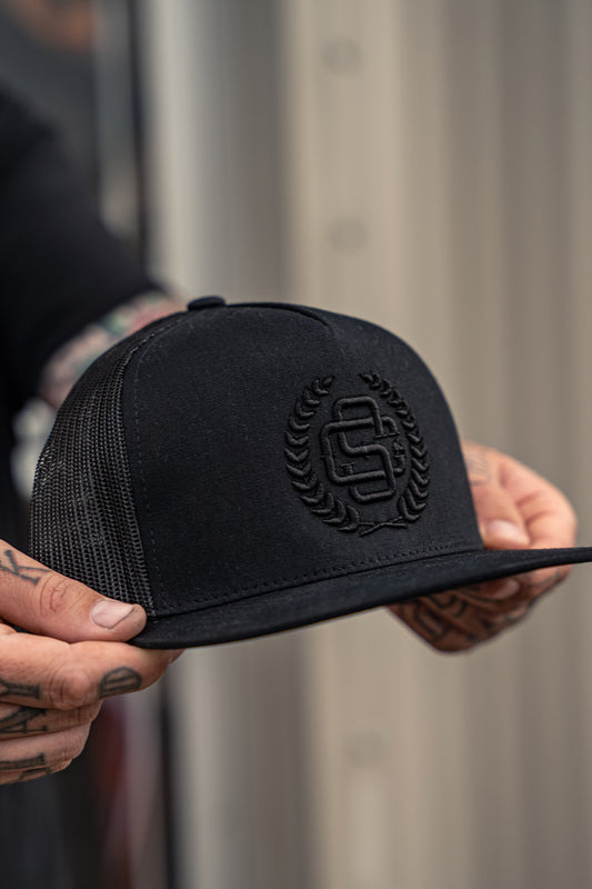 Supply Trucker Black on Black - Caps 3D
